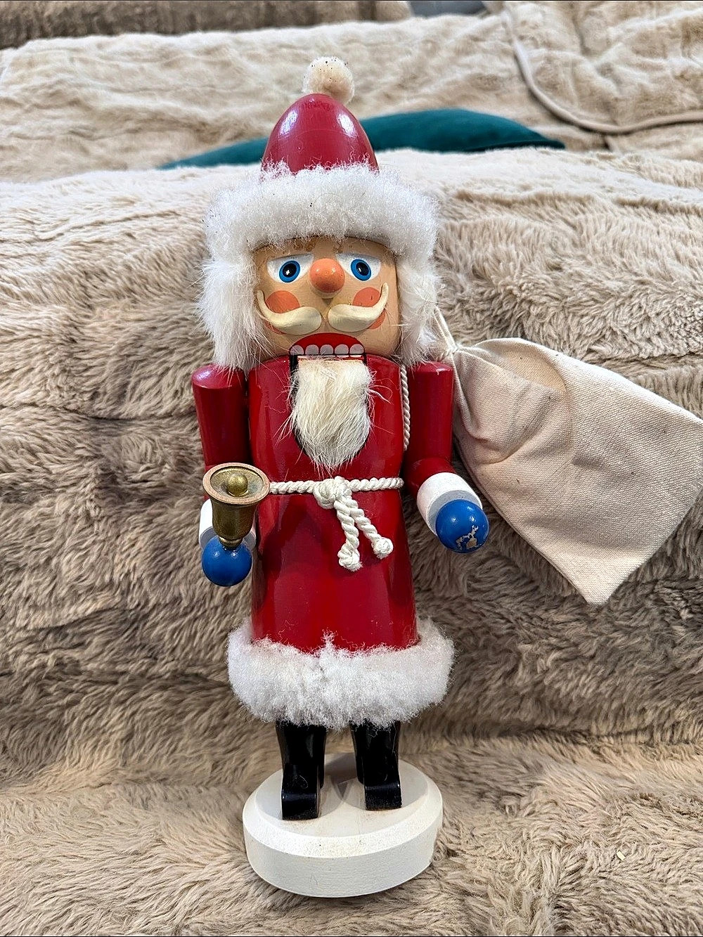 Erzgebirge wooden Santa Claus nutcracker bell ringer Christmas VINTAGE Germany